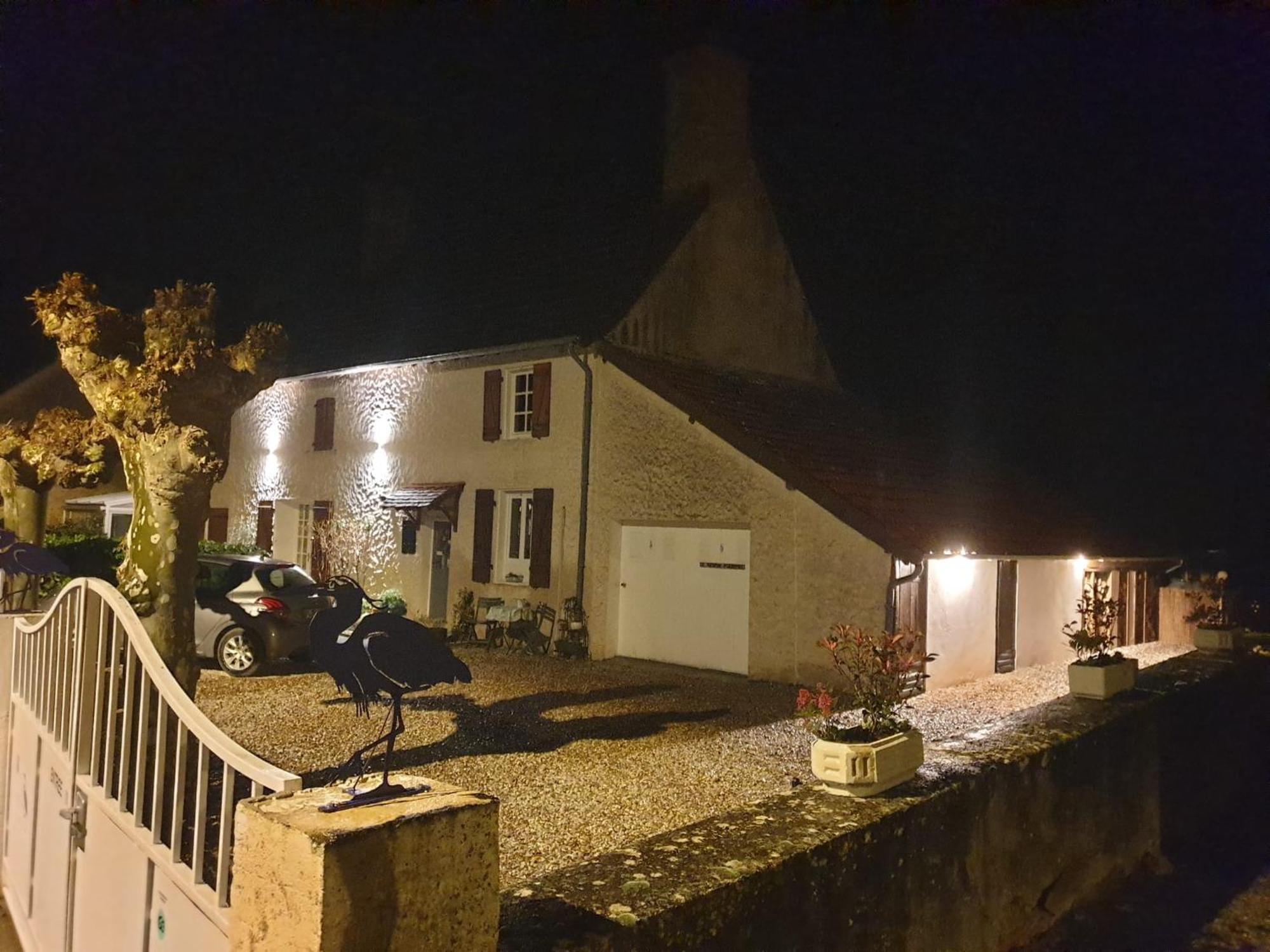 Le Heron Pourpre B&B Gastronomique Cronat Dış mekan fotoğraf